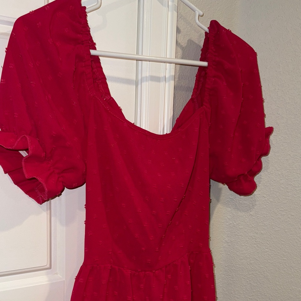 Elegant Red Puff Sleeve Dress - Picture 2 of 4
